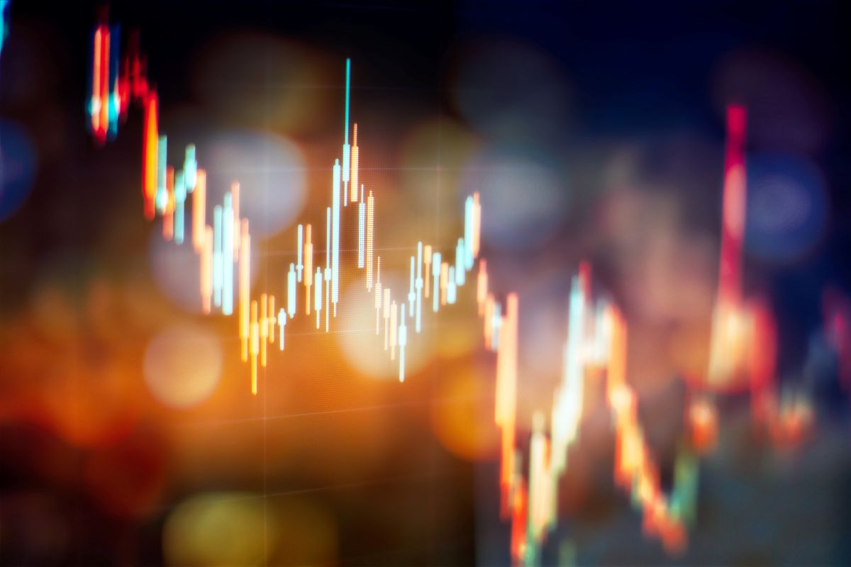 a graph illustrating the fluctuation of business gas prices